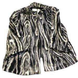 Alfred Dunner Size18 Faux Fur Jacket One Button 3/4 Sleeves Black & Gray Soft